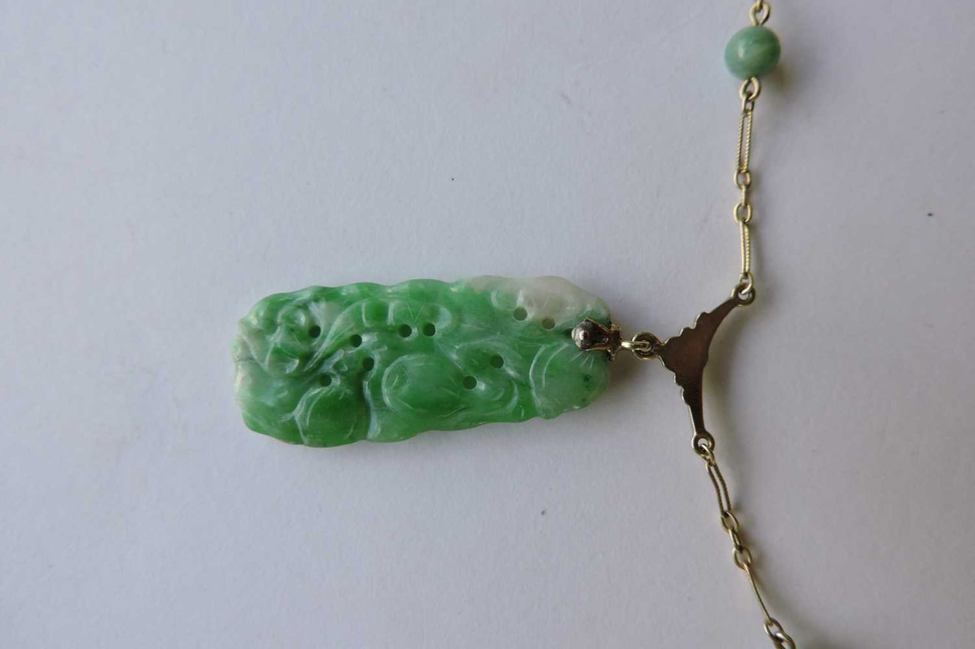 An American carved jade plaque necklace, c.1925, - Image 4 of 4