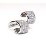 An Italian white gold diamond set ring by Io Si,