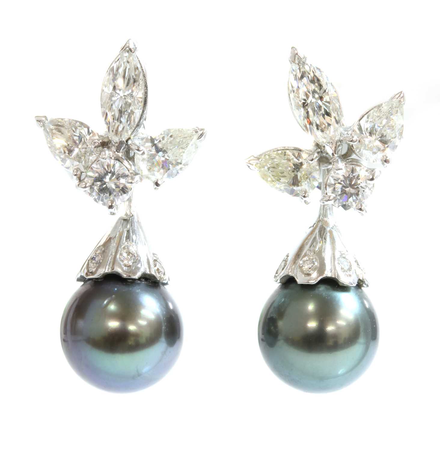 A white gold diamond and cultured pearl pendant and earrings suite, - Image 2 of 2