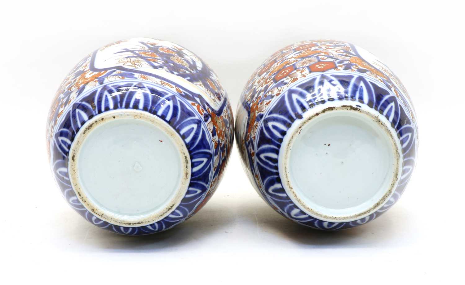 A pair of Japanese Imari vases on stands, - Image 3 of 4