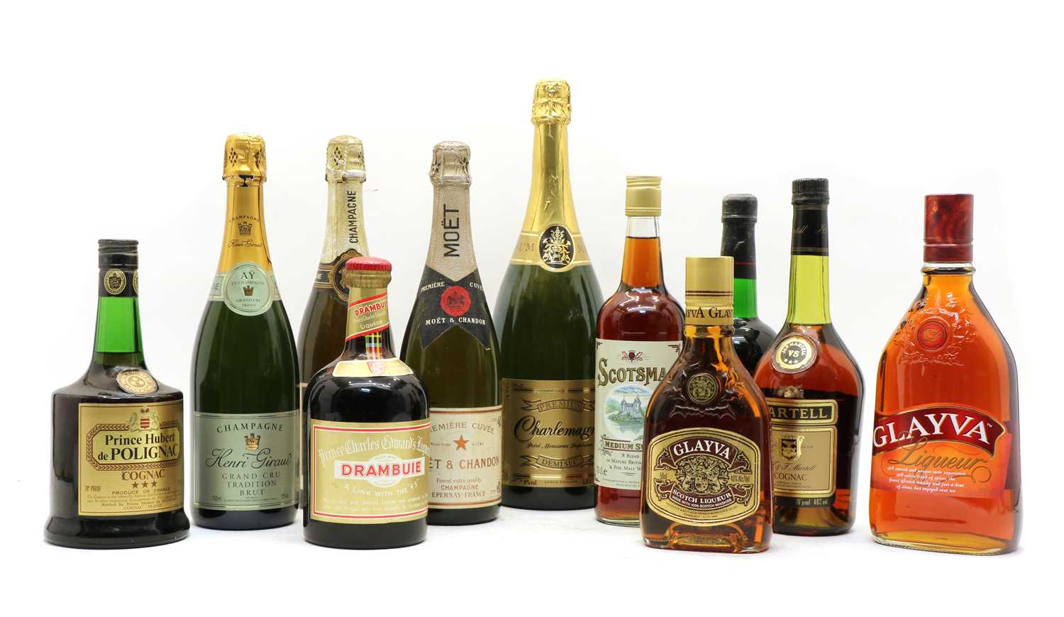 Assorted Champagne, Spirits and Port to include: Martell, VS Cognac, 1970s bottling,