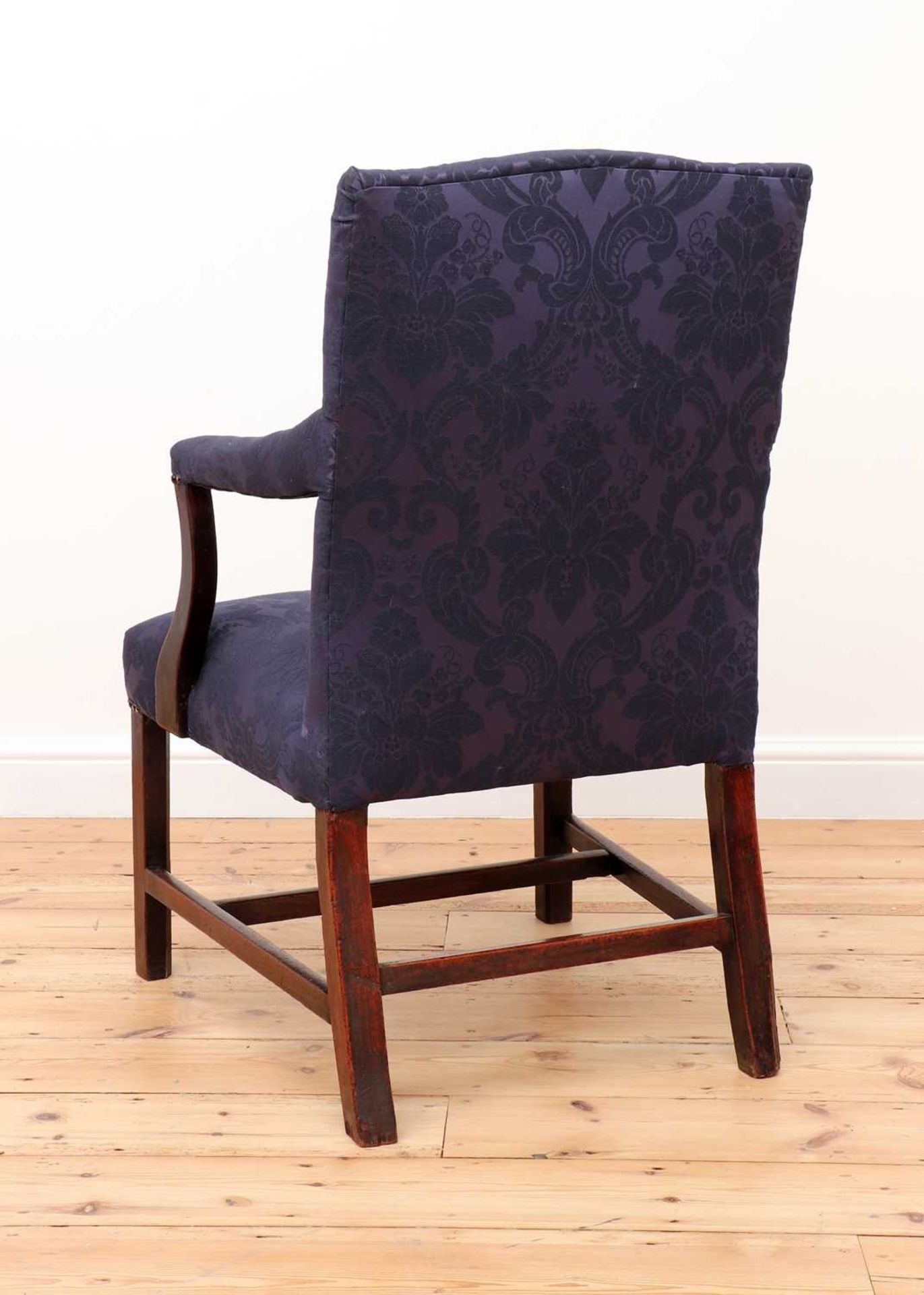 A George III mahogany Gainsborough armchair, - Bild 4 aus 5