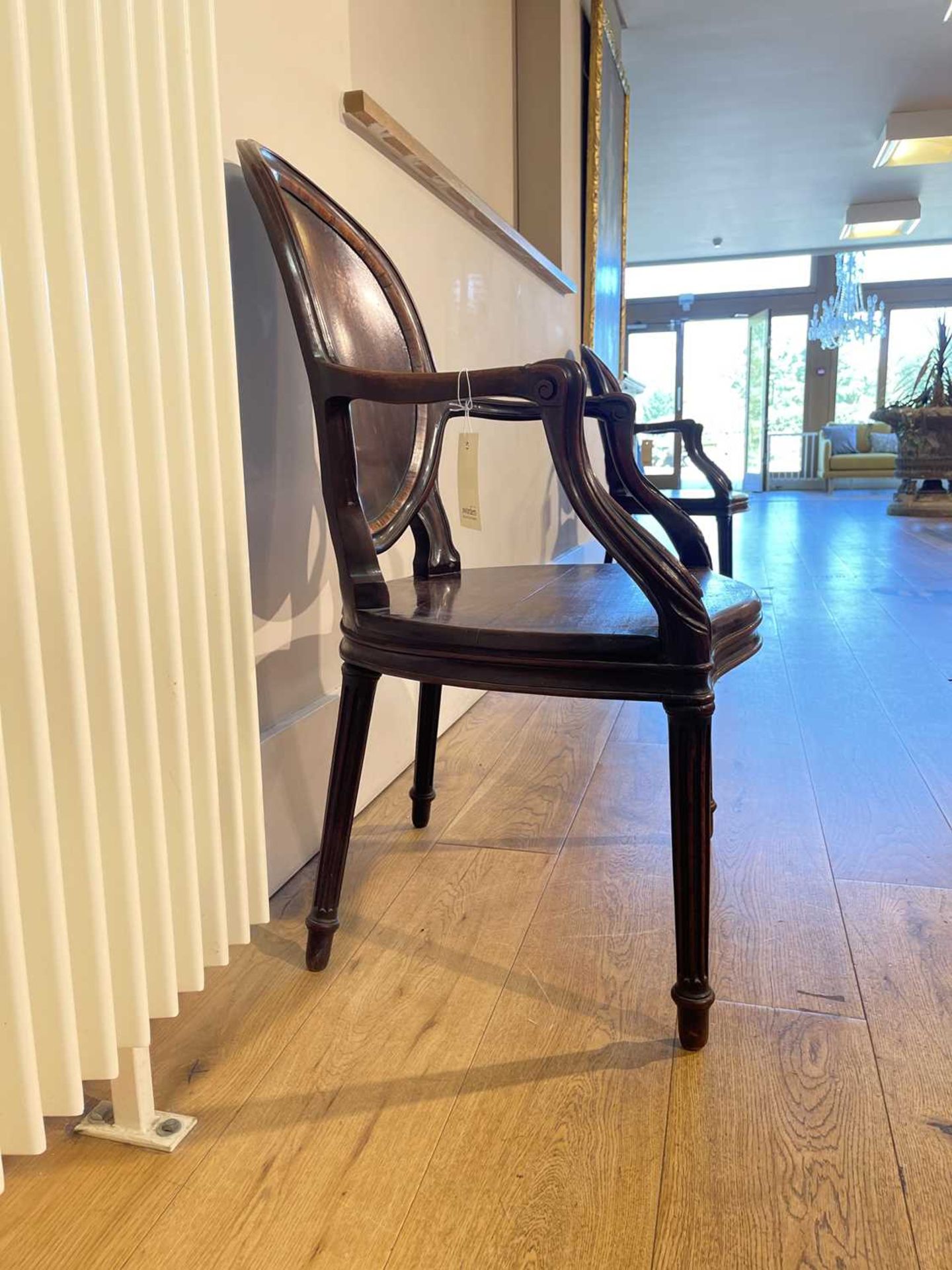 A pair of mahogany hall chairs, - Bild 54 aus 119