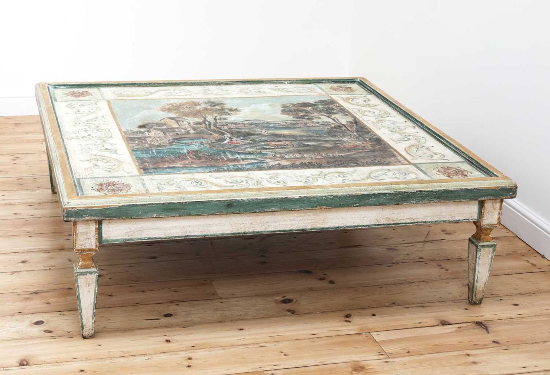 A large Continental painted wood coffee table, - Bild 3 aus 9