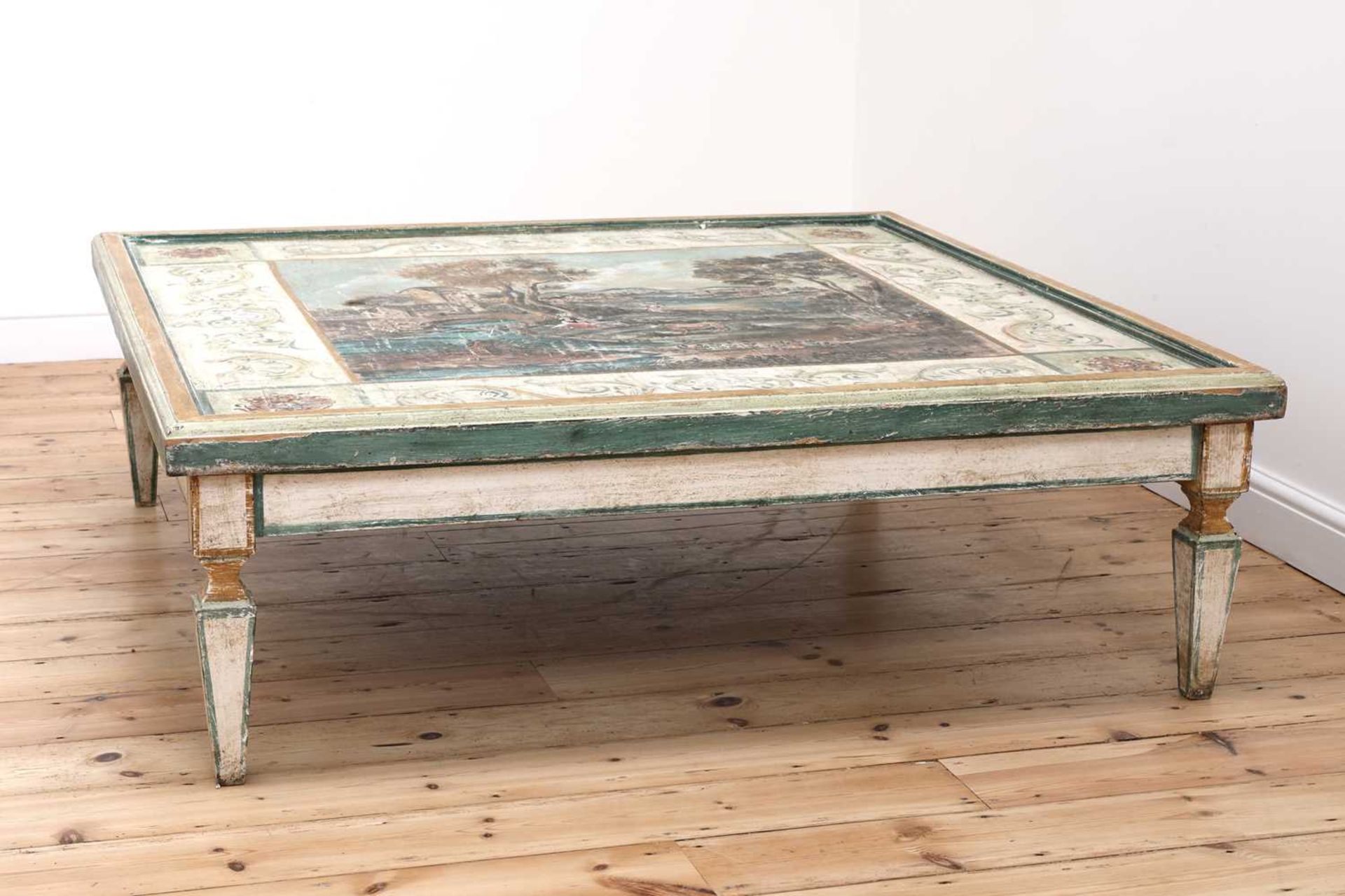 A large Continental painted wood coffee table, - Bild 4 aus 9