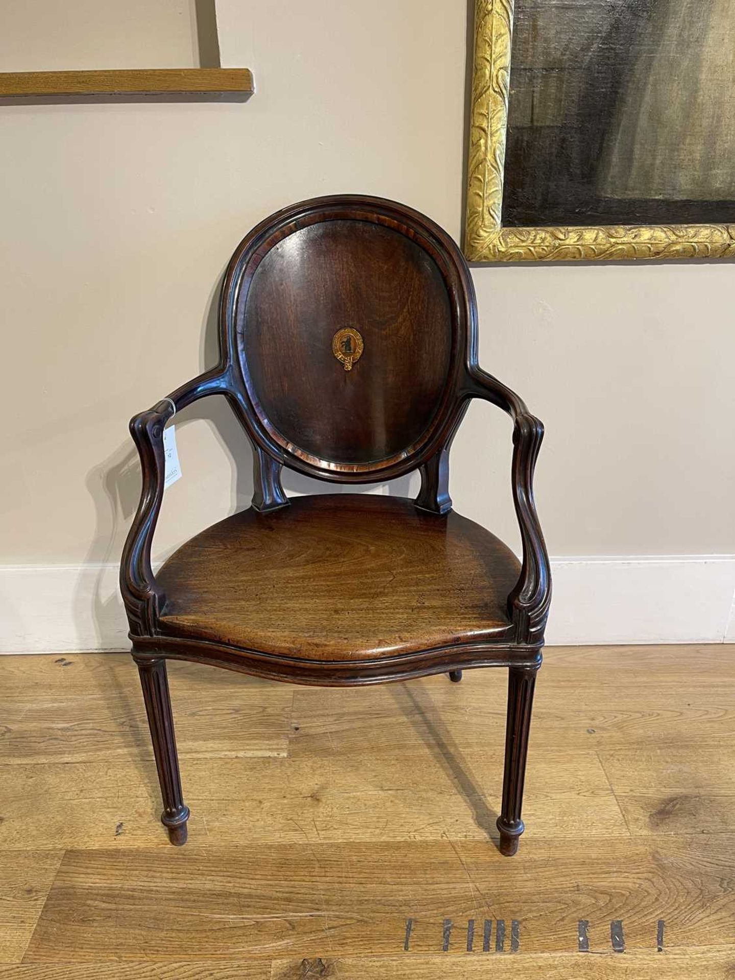 A pair of mahogany hall chairs, - Bild 106 aus 119