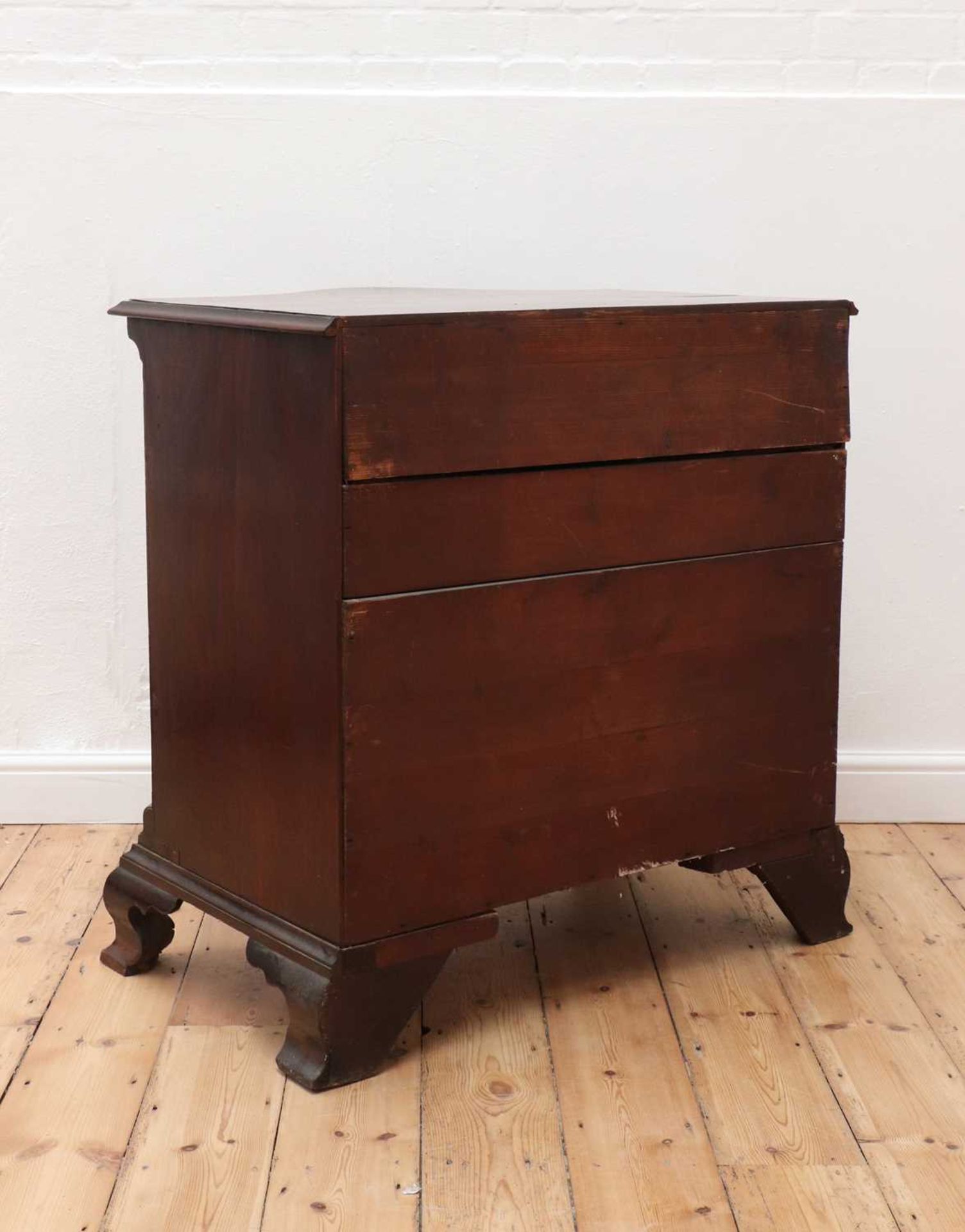 A George III serpentine mahogany chest of drawers, - Image 8 of 11