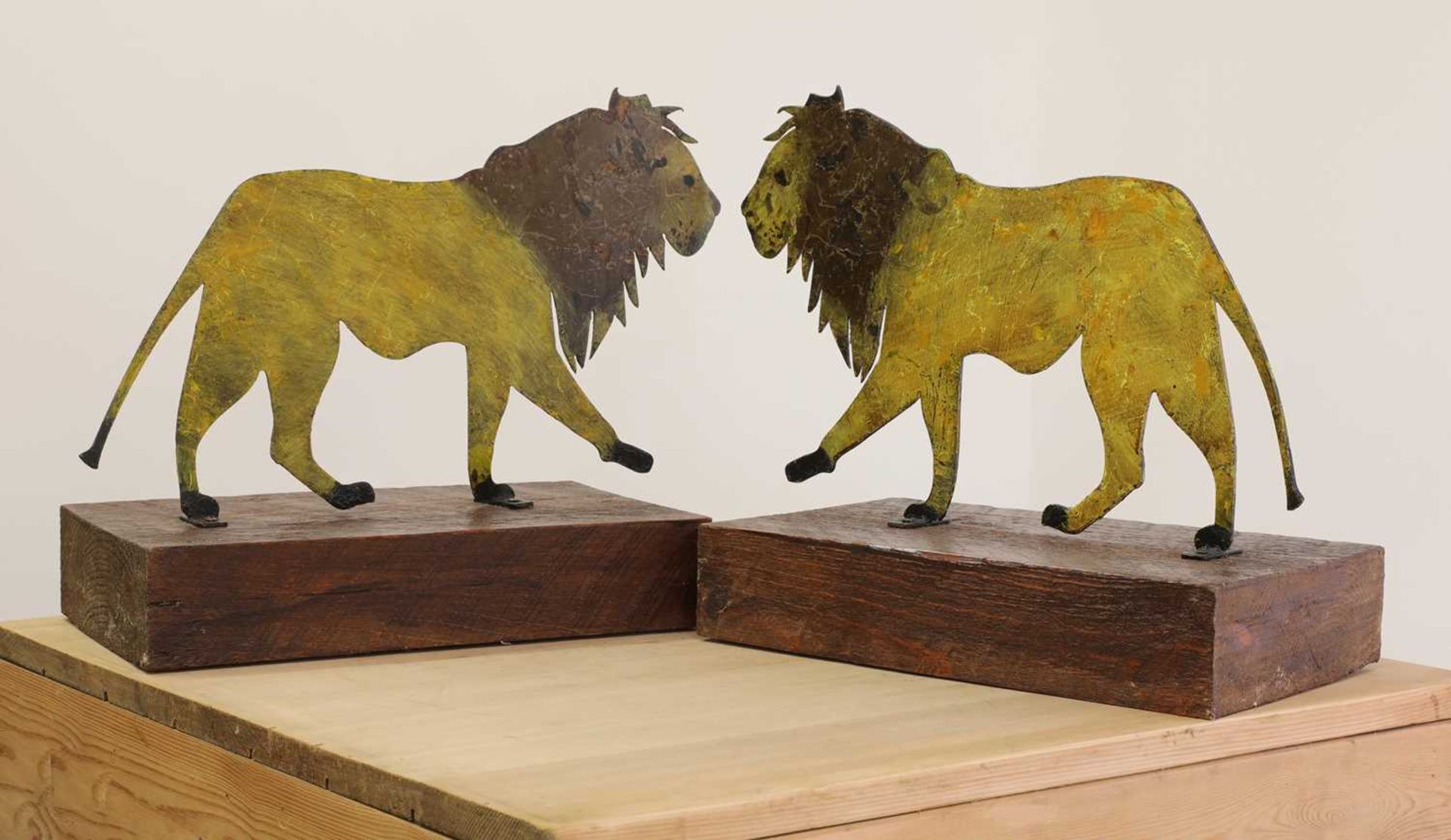 A pair of painted folk art lions, - Image 2 of 3