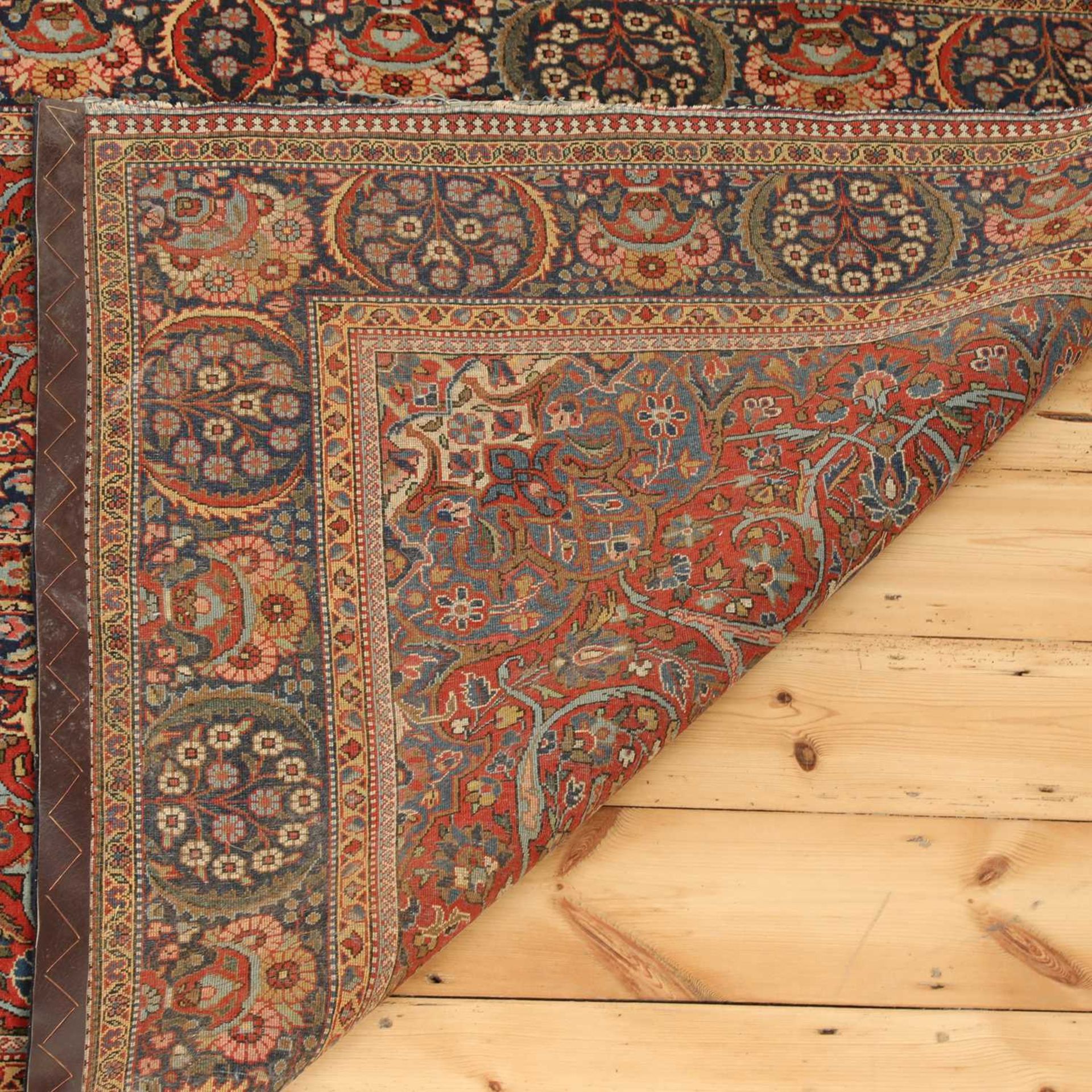 A Persian wool rug, - Image 6 of 6