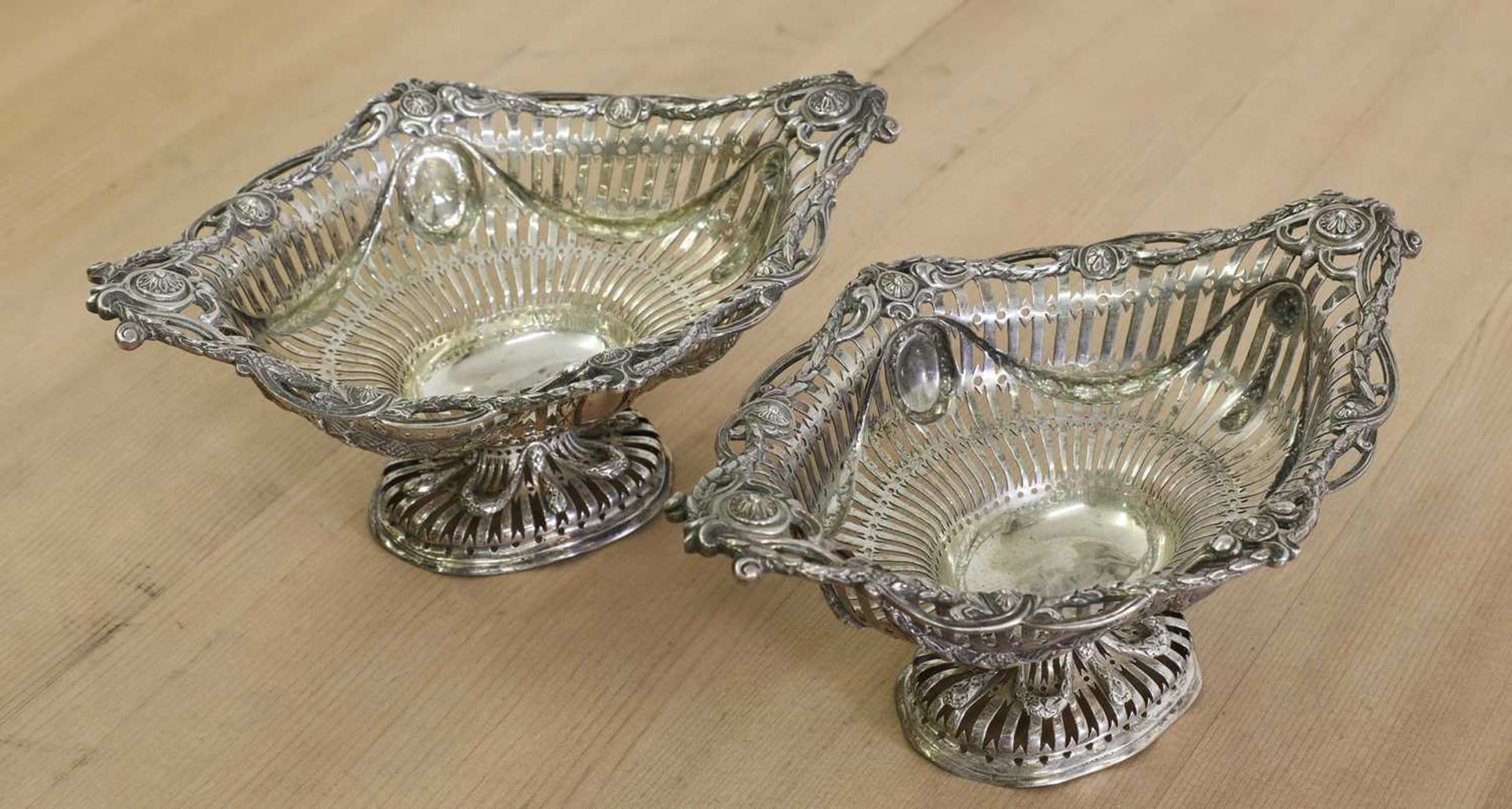 A pair of Victorian silver bonbon dishes, - Image 4 of 5