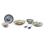 A collection of miscellaneous ceramics,