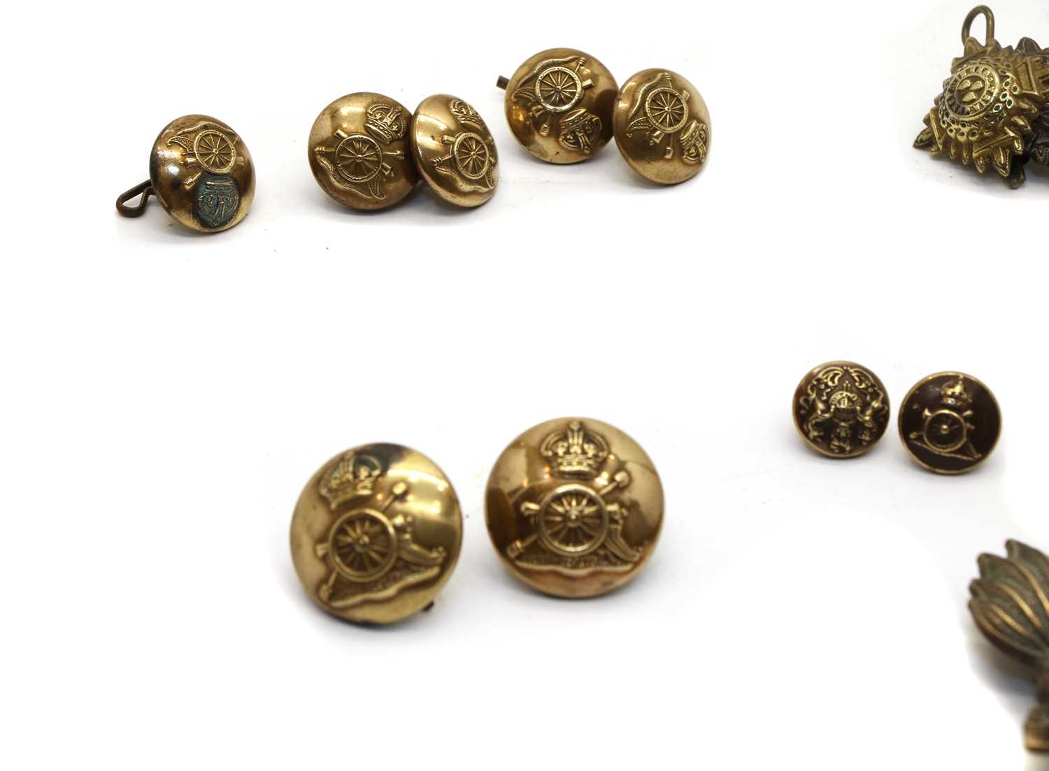 A collection of military uniform buttons, - Image 3 of 6