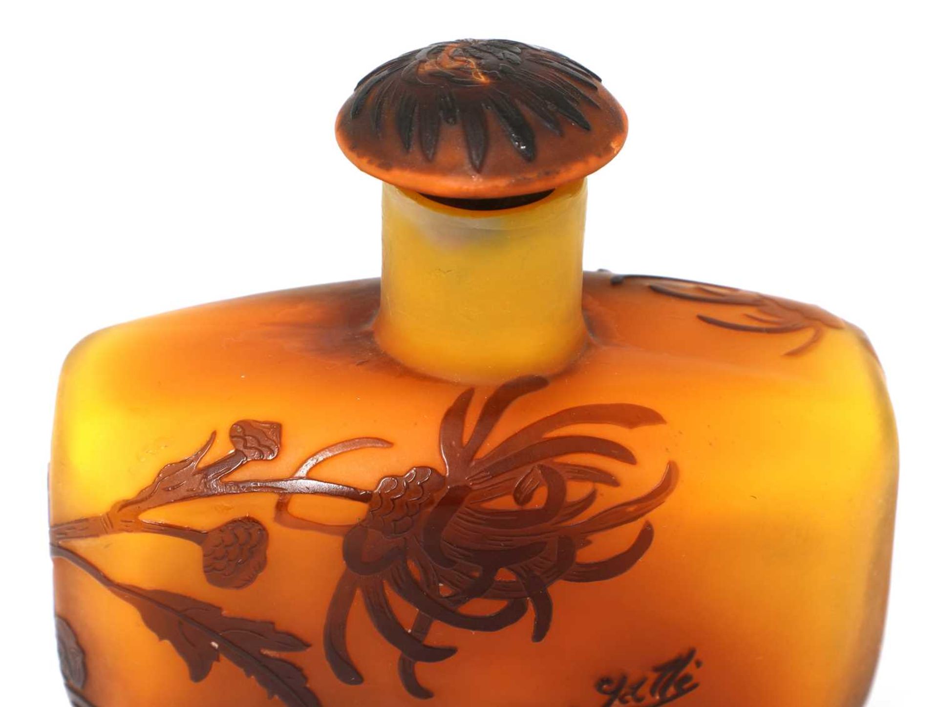 A Gallé cameo glass scent bottle, - Image 4 of 5