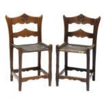 A pair of Abramstevo Colony-style oak side chairs,