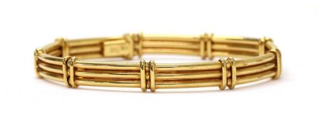 A 9ct gold hollow bar link bracelet,