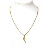 An Italian gold cornicello pendant,