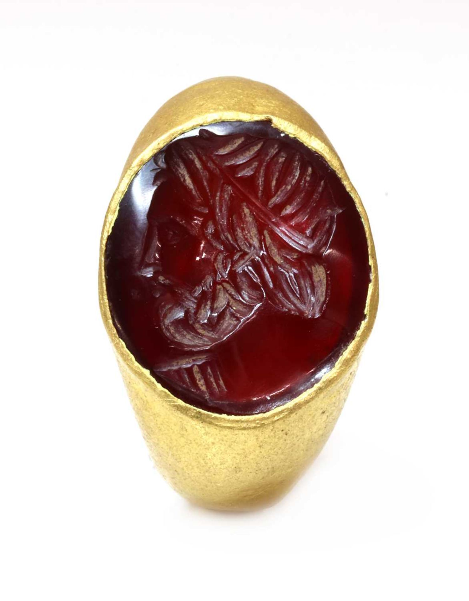 A Roman hollow gold hardstone intaglio ring, - Image 3 of 3