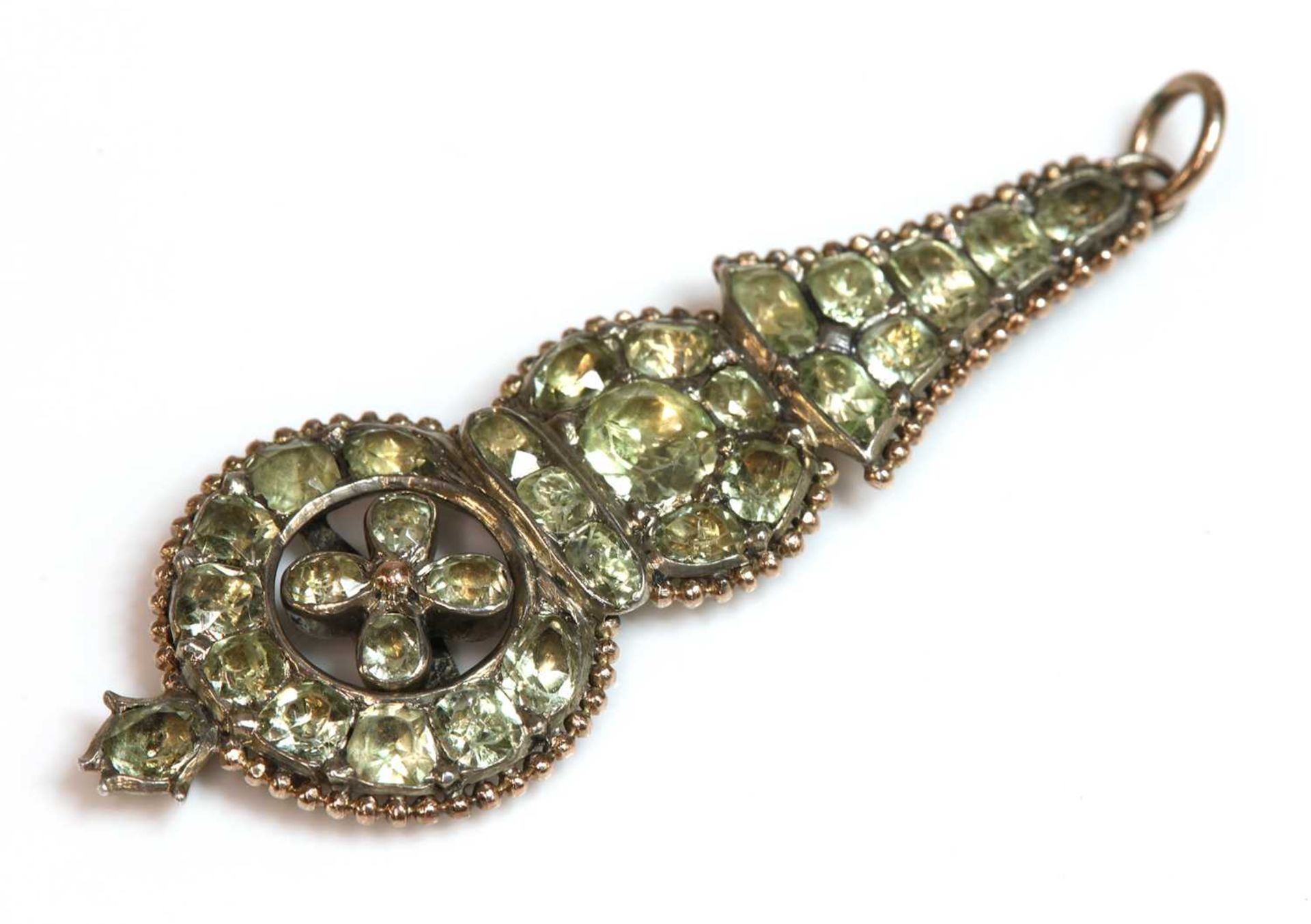 A cased late 18th century Portuguese chrysolite pendant drop,