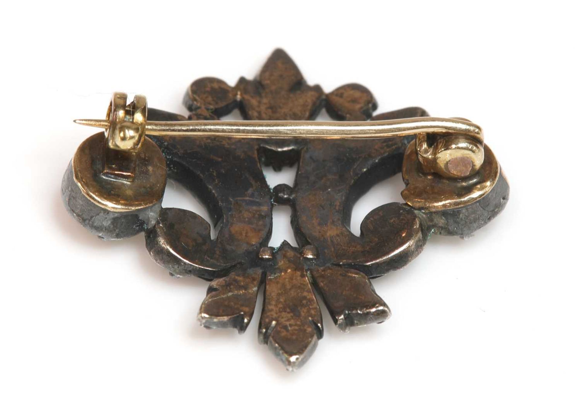 A late Georgian diamond set fleur-de-lys, - Image 2 of 3