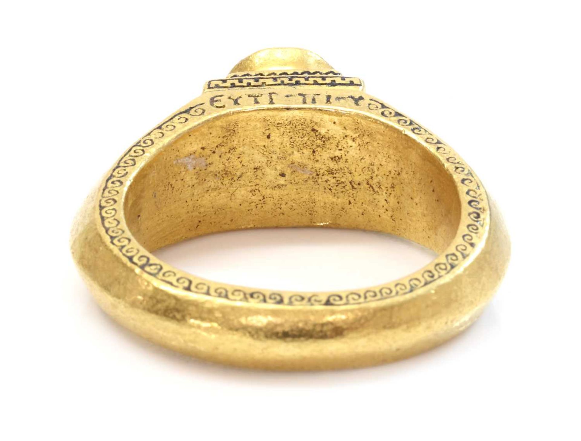 A Byzantine gold ring, - Image 2 of 3
