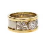 An 18ct two colour gold single stone diamond band ring,