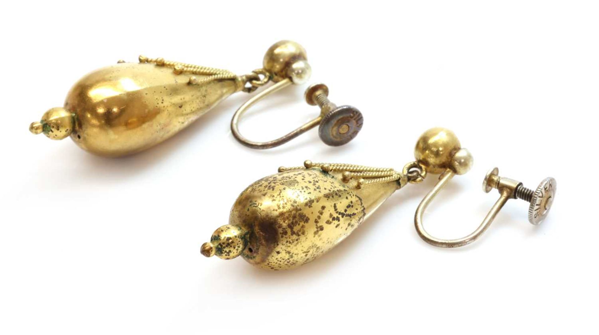 A pair of Victorian gold, archaeological revival, Etruscan style drop earrings, c.1860, - Image 2 of 2