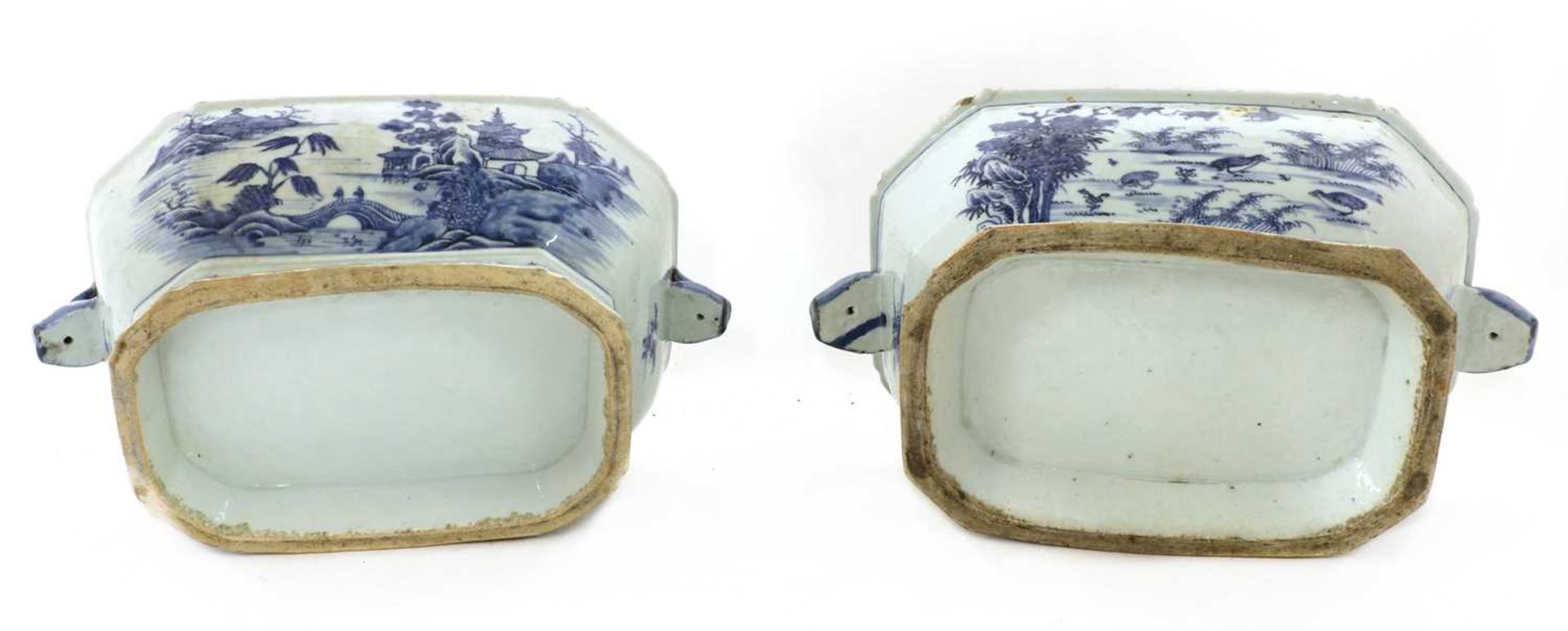 Two Chinese blue and white tureens and covers, - Bild 2 aus 5