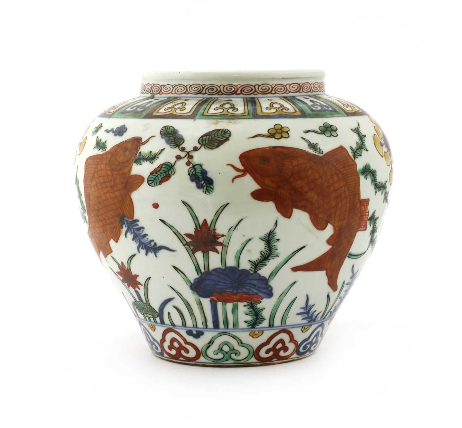 A Chinese wucai jar, - Image 2 of 4