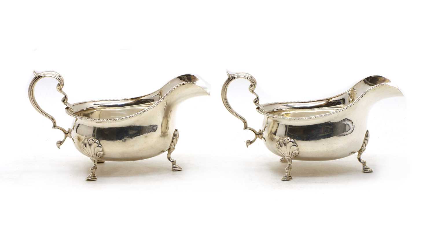 A pair of silver sauceboats - Image 2 of 3