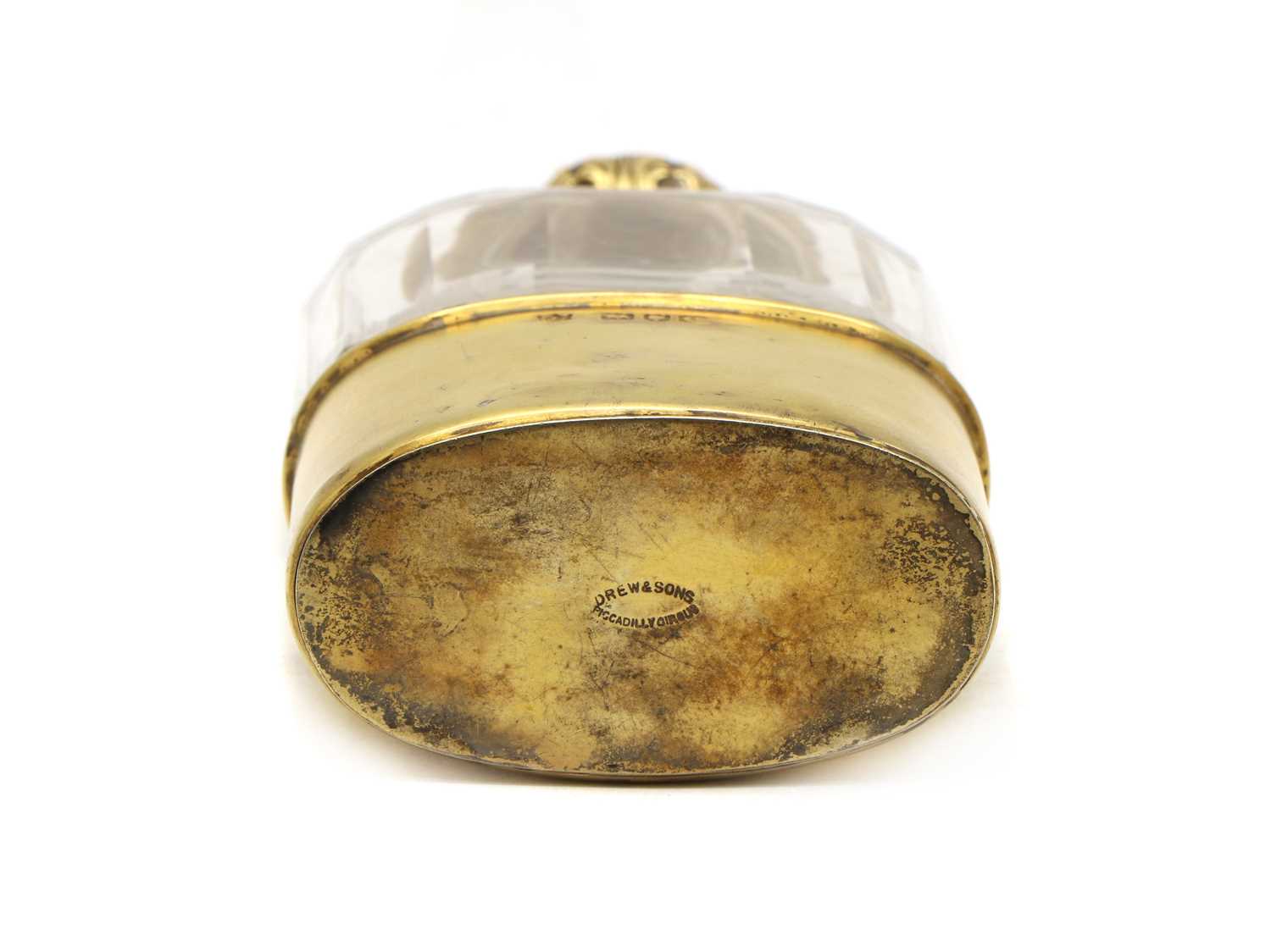 A late Victorian silver-gilt and clear glass hip flask - Image 3 of 3