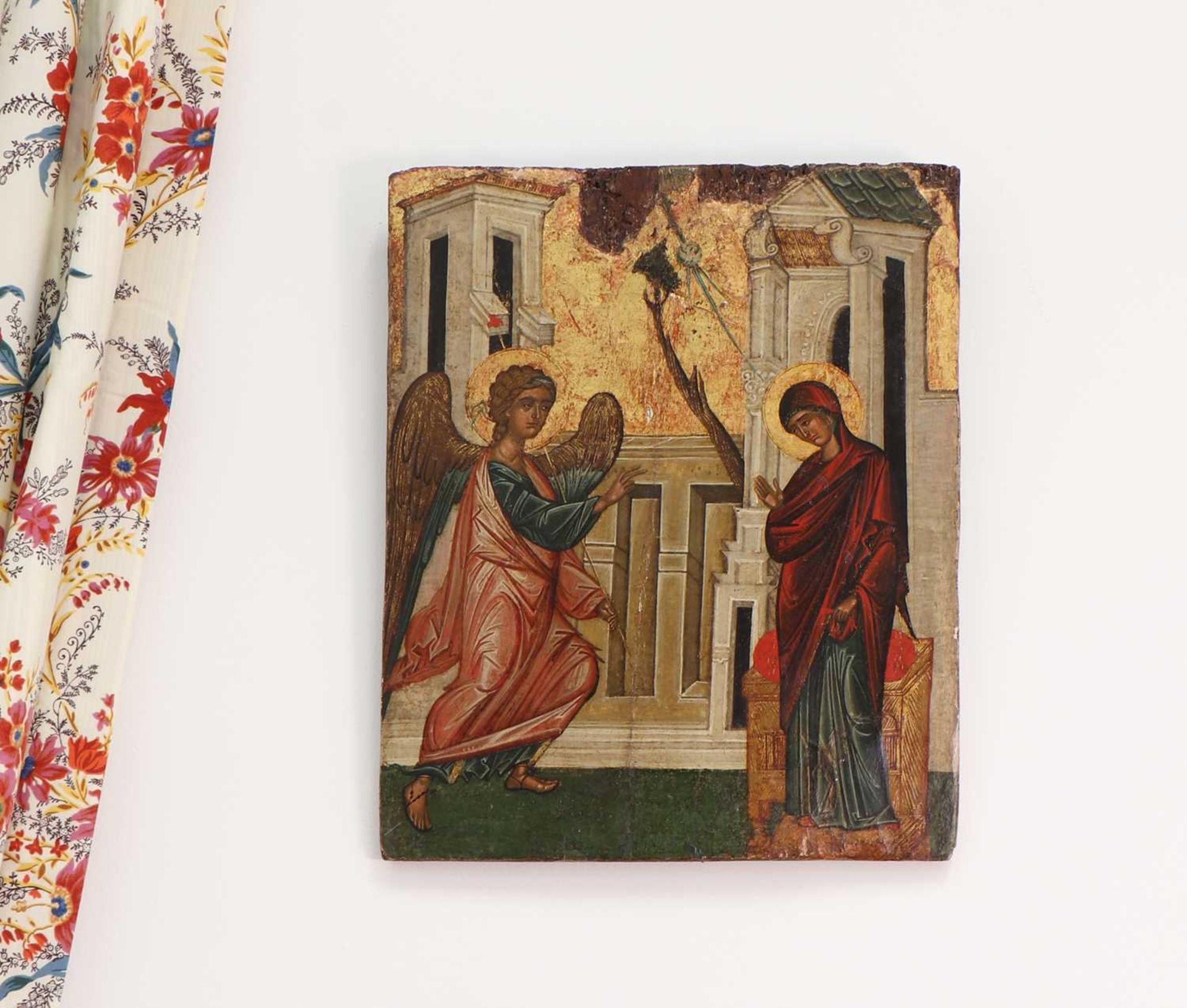 An icon of the Annunciation,