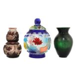 A Chinese overlay Peking glass jar and cover,