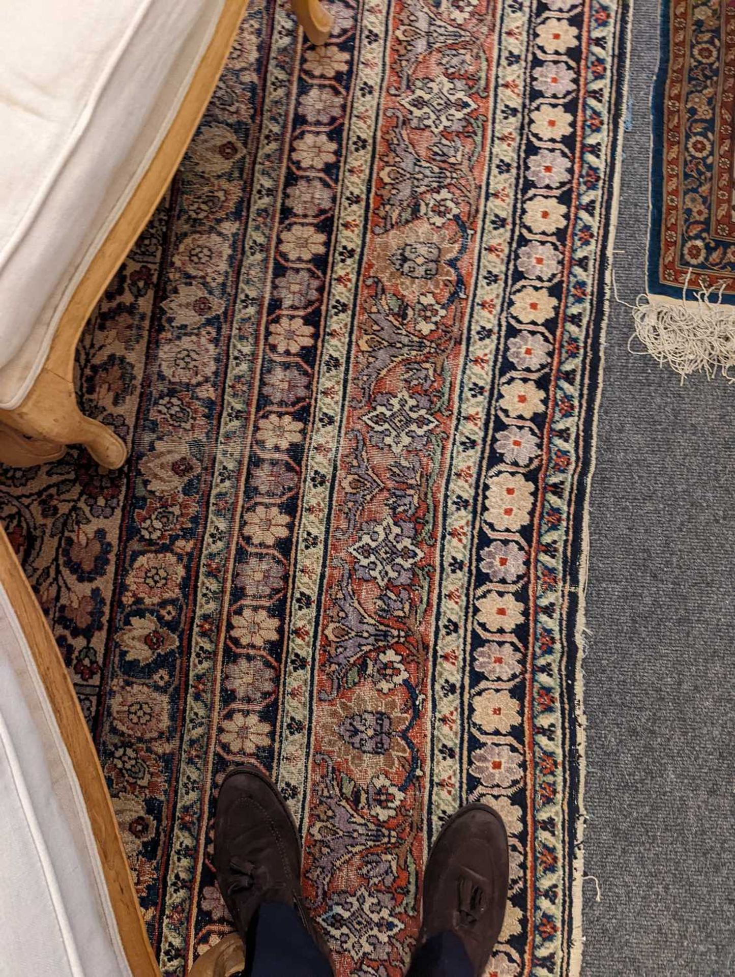 A Kirman wool carpet, - Bild 8 aus 15