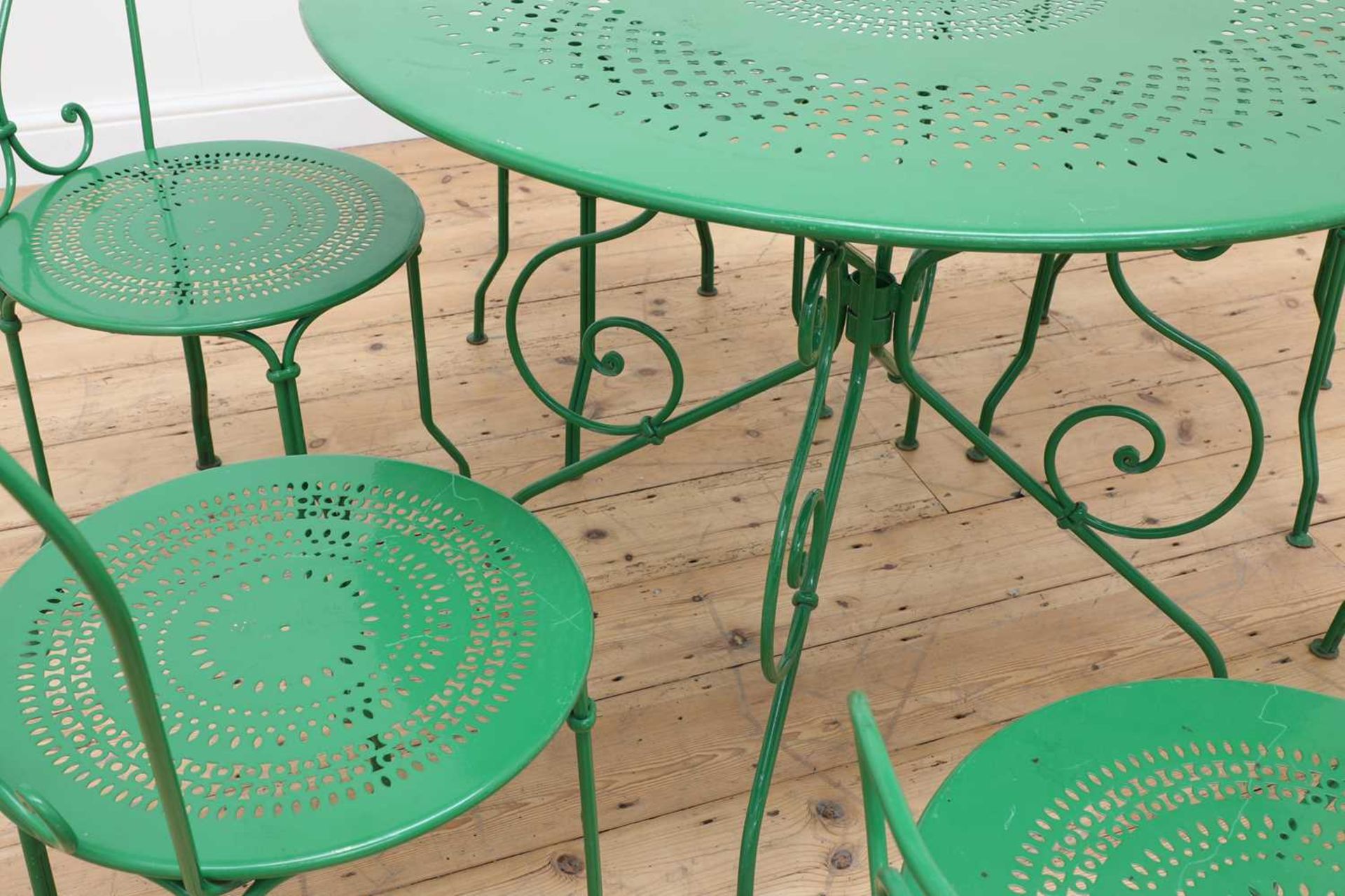 A green-painted aluminium garden table, - Image 4 of 4