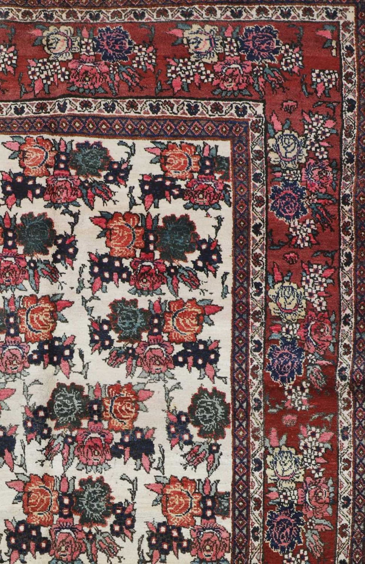 A Bakhtiari wool carpet, - Bild 3 aus 10