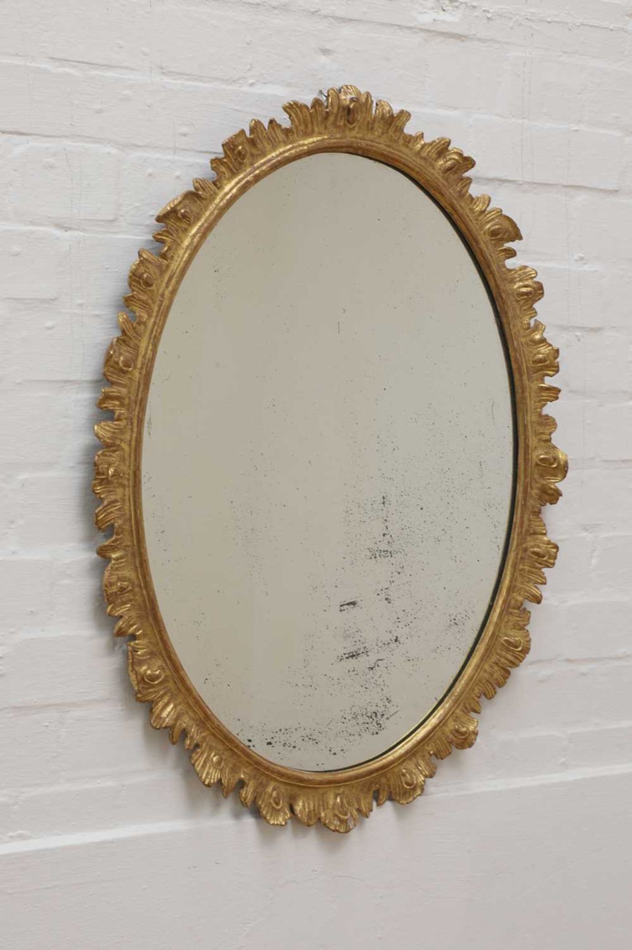 A pair of giltwood mirrors, - Image 3 of 4