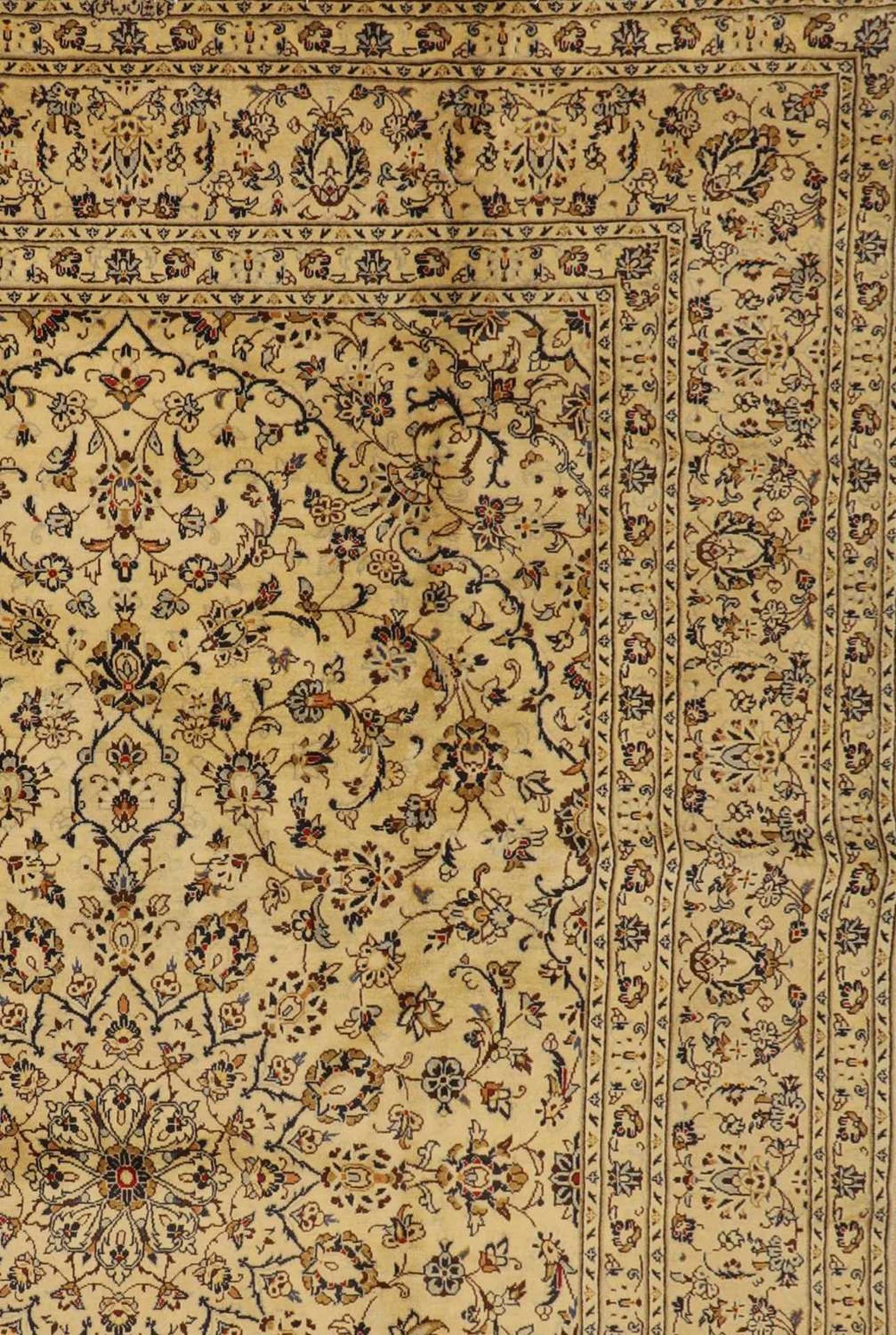 A Persian wool carpet, - Bild 3 aus 6