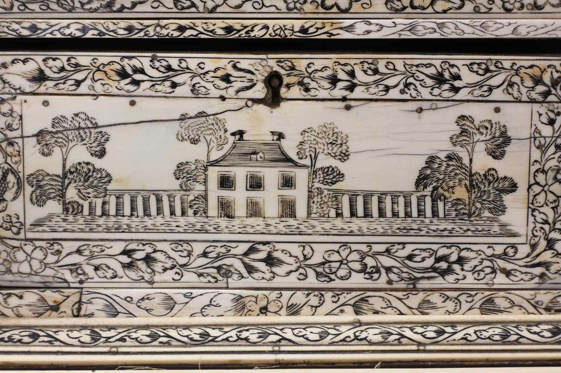 An Anglo-Indian sandalwood and ivory miniature bureau cabinet, - Bild 17 aus 59