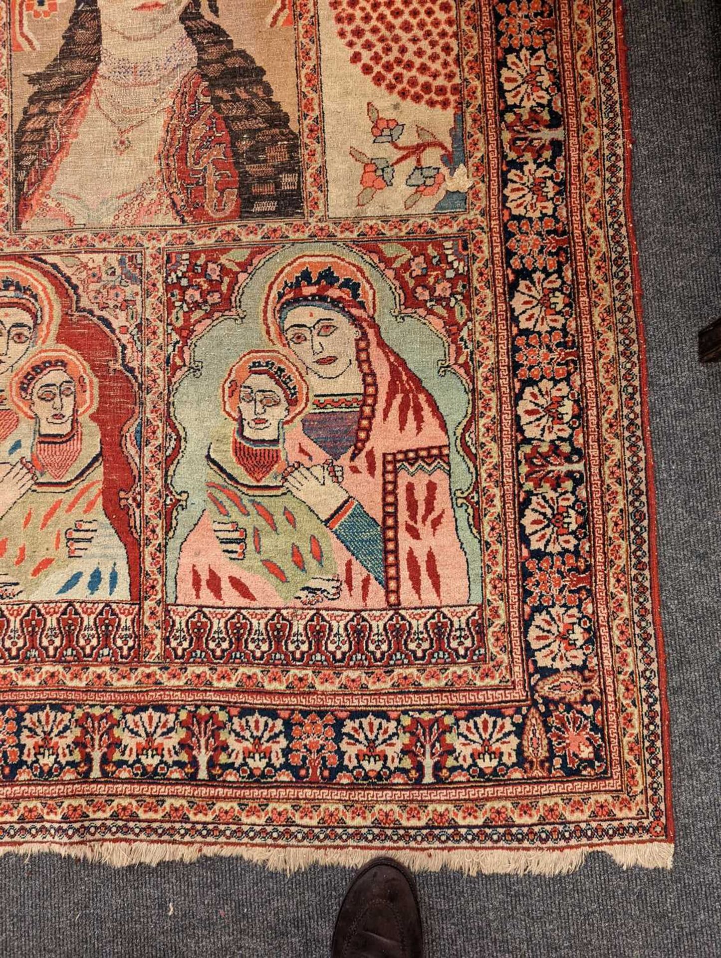 A pair of fine Persian pictorial wool rugs, - Bild 19 aus 20