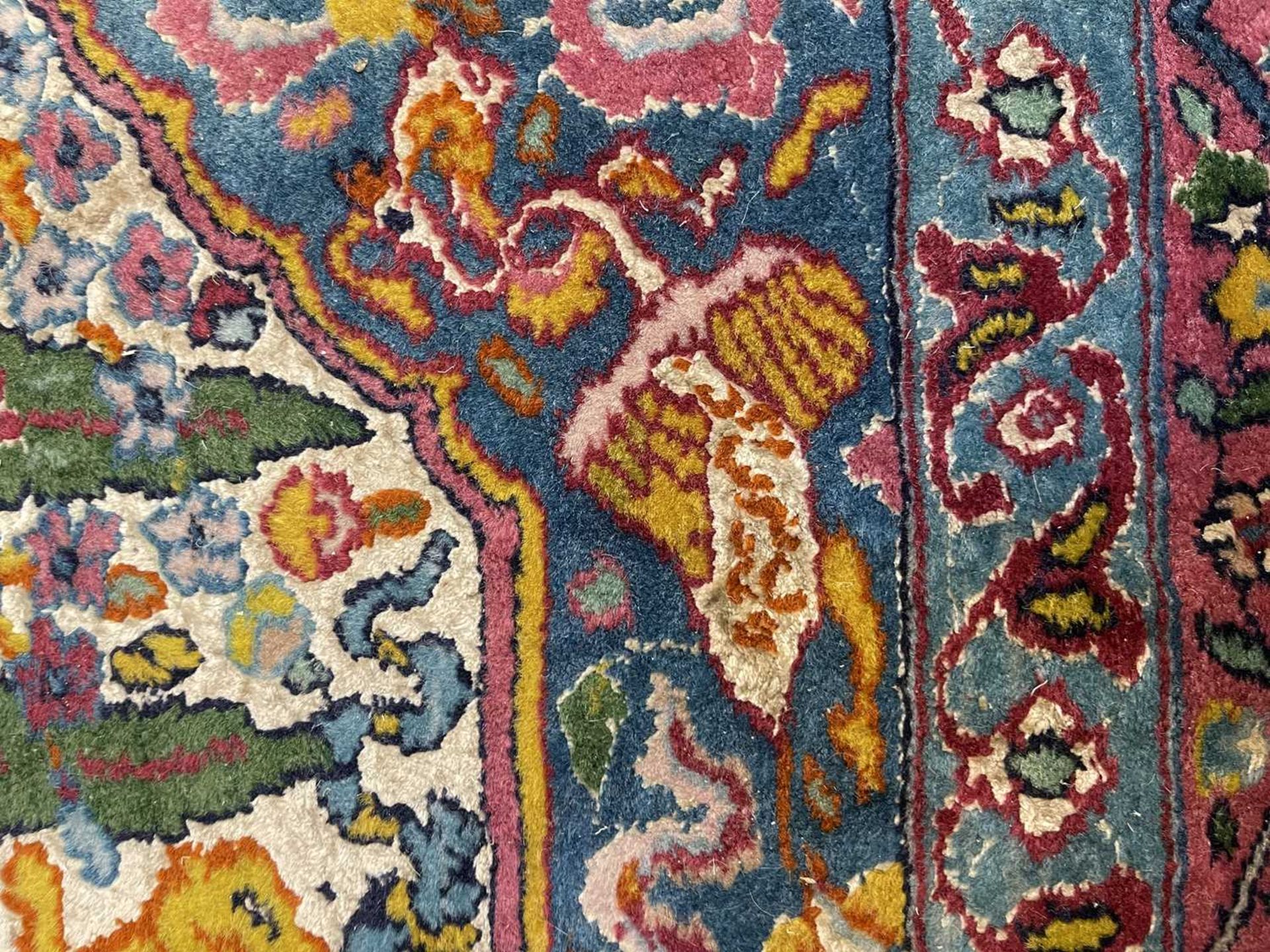 A Persian wool rug with silk highlights, - Bild 16 aus 22