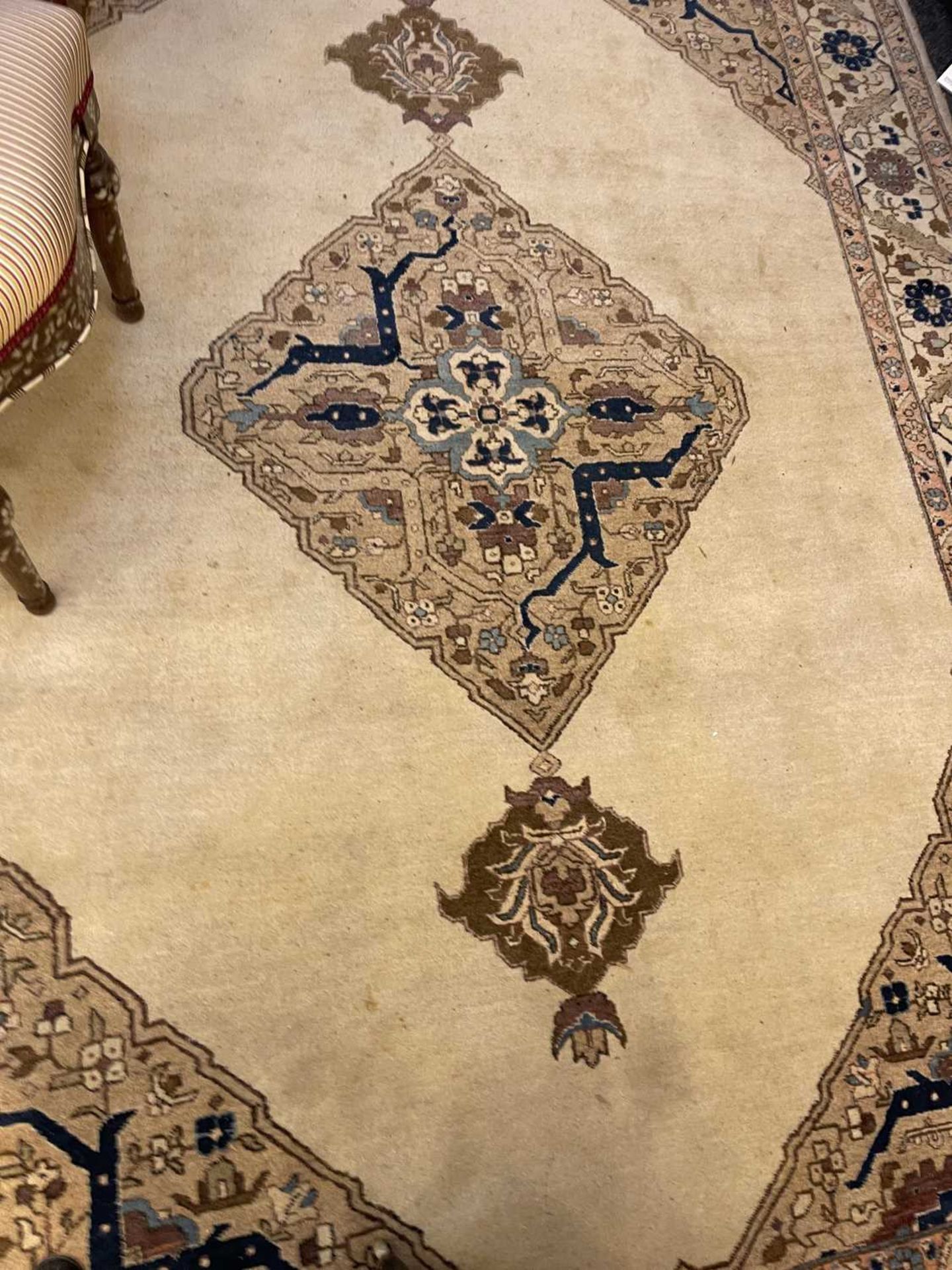 A Persian wool carpet, - Bild 6 aus 17