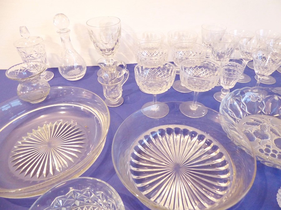 A quantity of good cut glassware; to include a set of six champagnes, wines and liqueurs, five bowls - Image 2 of 5