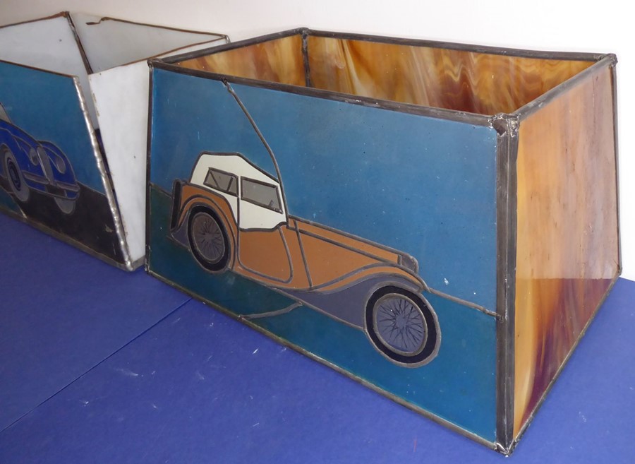 Two unusual Tiffany-style rectangular glass lamp shades decorated with classic cars (39cm long x - Image 3 of 10