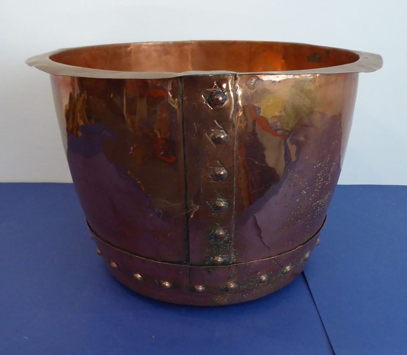 A good late 19th / early 20th century circular ten-gallon copper copper with side and lower - Image 5 of 5