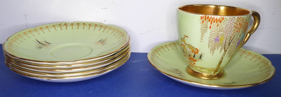 A mixed ceramics and glassware lot: a pair of 19th century porcelain flasks/scent bottles; a set - Image 11 of 14