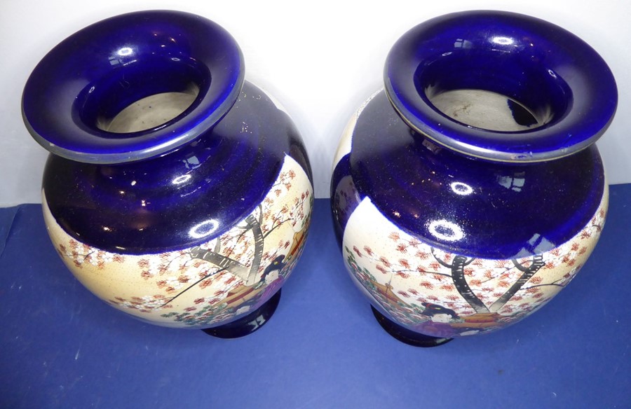 An opposing pair of early 20th century Japanese baluster-shaped pottery vases; each hand-decorated - Image 2 of 15