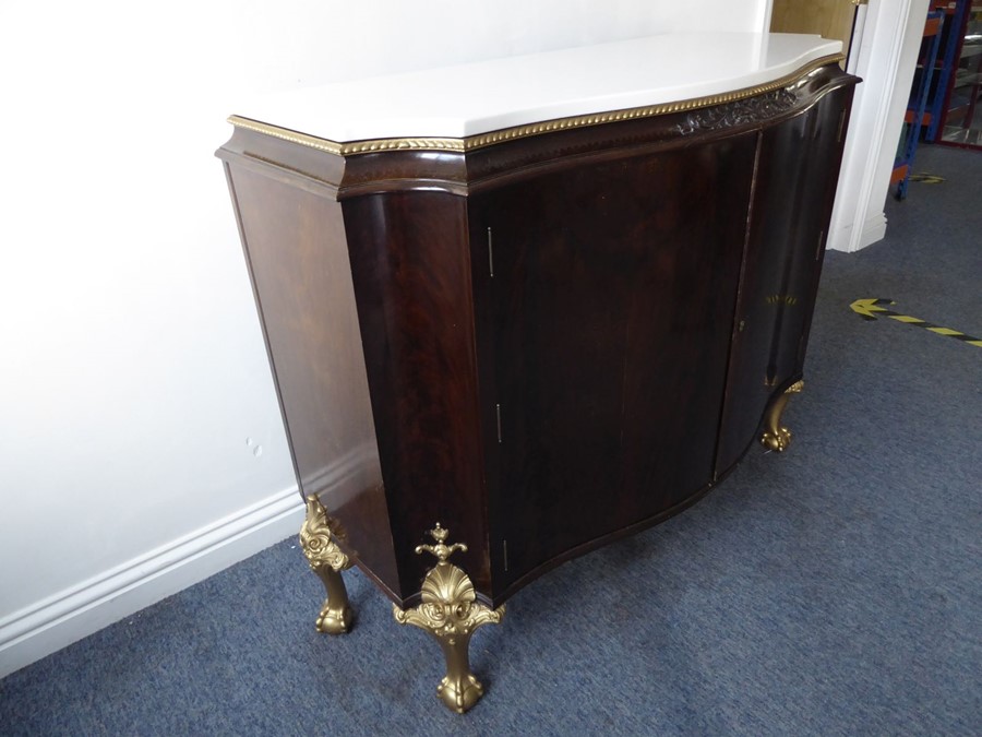 A fine early 20th century serpentine-fronted mahogany side cabinet in 18th century-style; white - Image 3 of 14