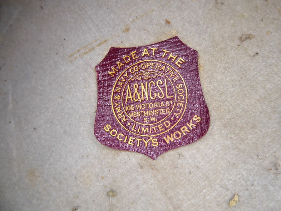 Three hat boxes and a small two-handled wooden-sided travel trunk; original shipping labels pasted - Image 18 of 20