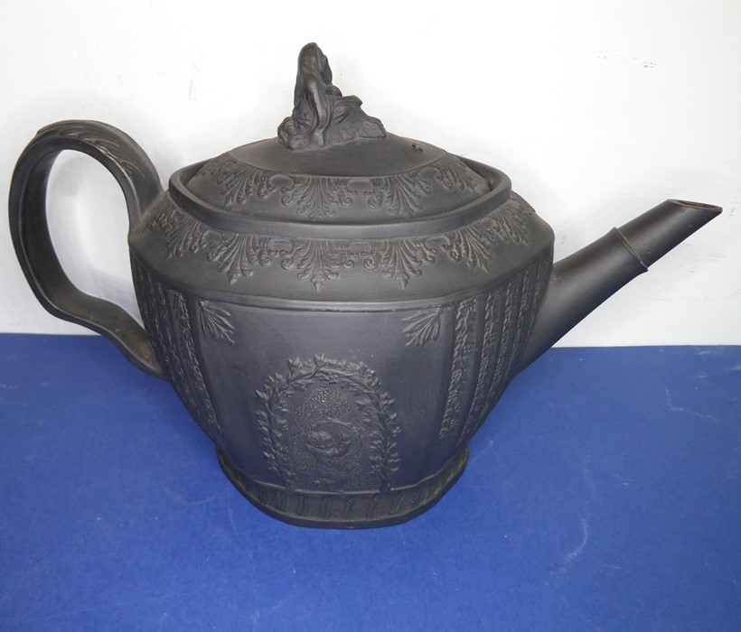 A mixed ceramics group to include a mid-19th century Sunderland lustre part tea service, a black - Image 25 of 35