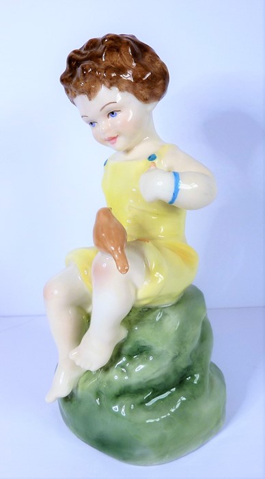 Two Royal Worcester porcelain figurines modelled by Freda Doughty: 'Friday's Child is Loving and - Image 5 of 12